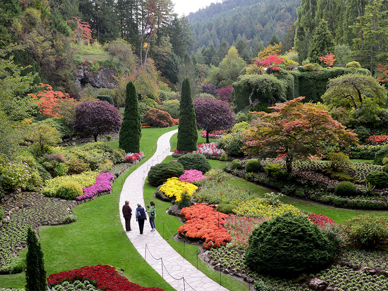 Butchart Gardens Tour | Explore Butchart Gardens in Victoria BC