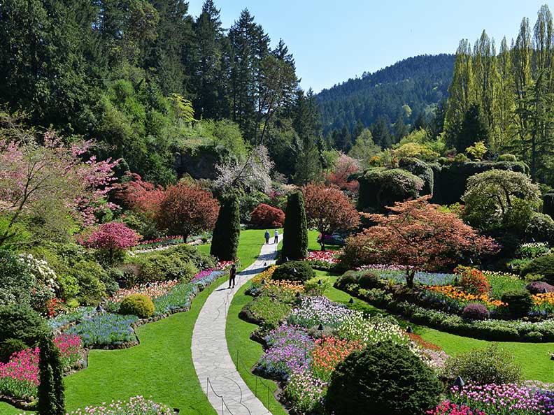 Seattle to Victoria BC Butchart Gardens & Hotel Package