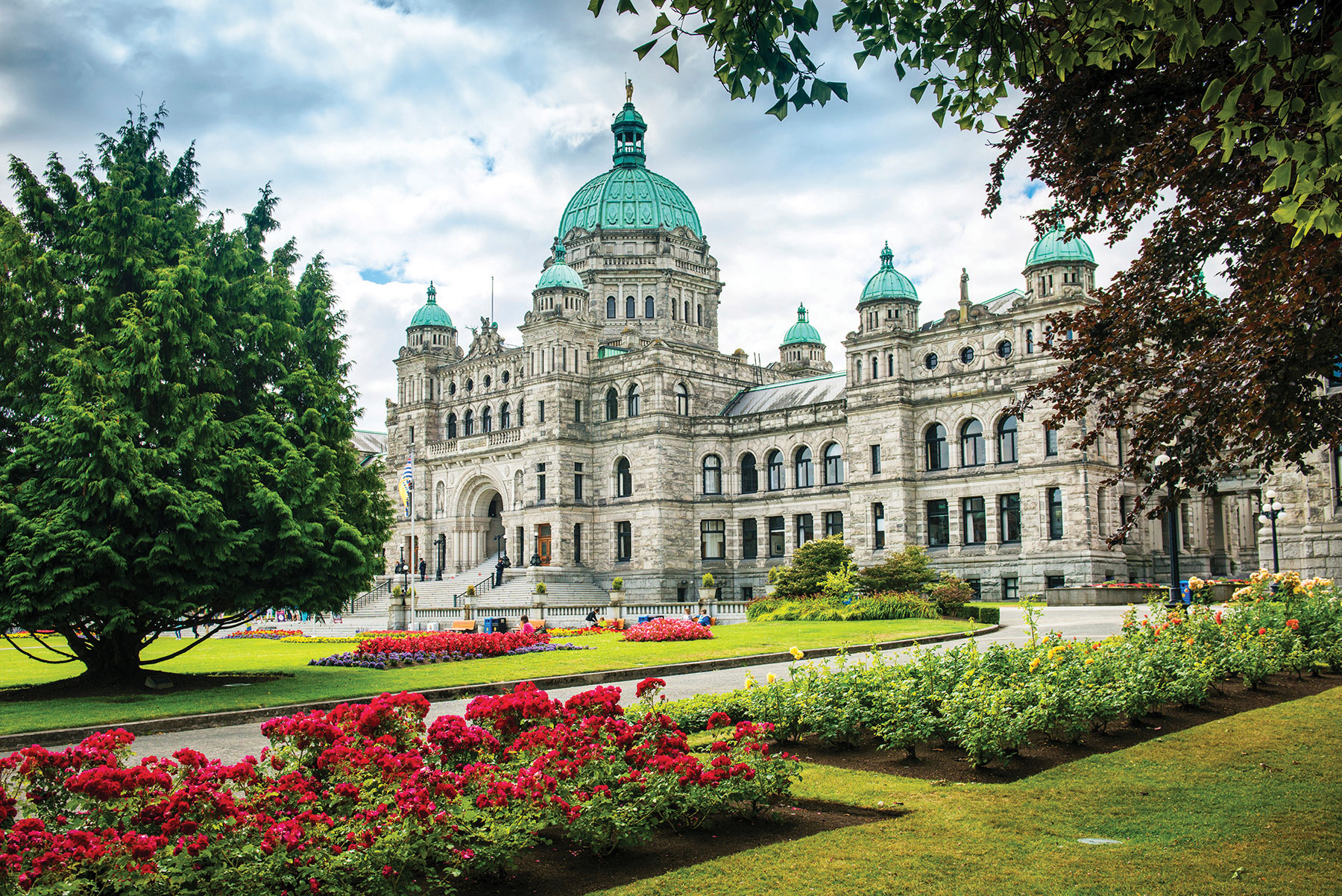 How to Plan the Perfect Spring Girls Getaway to Victoria, BC | Clipper Vacations Magazine