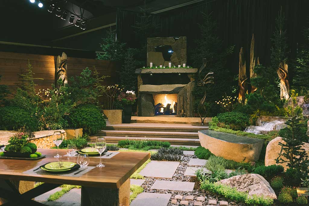 This spectacular patio makes us dream of garden party season. Photo: Northwest Flower & Garden Festival