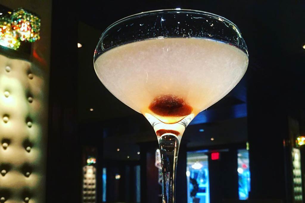 Cheers to a day of relaxation with a perfectly poured Aviation cocktail. Credit: @clivesclassiclounge