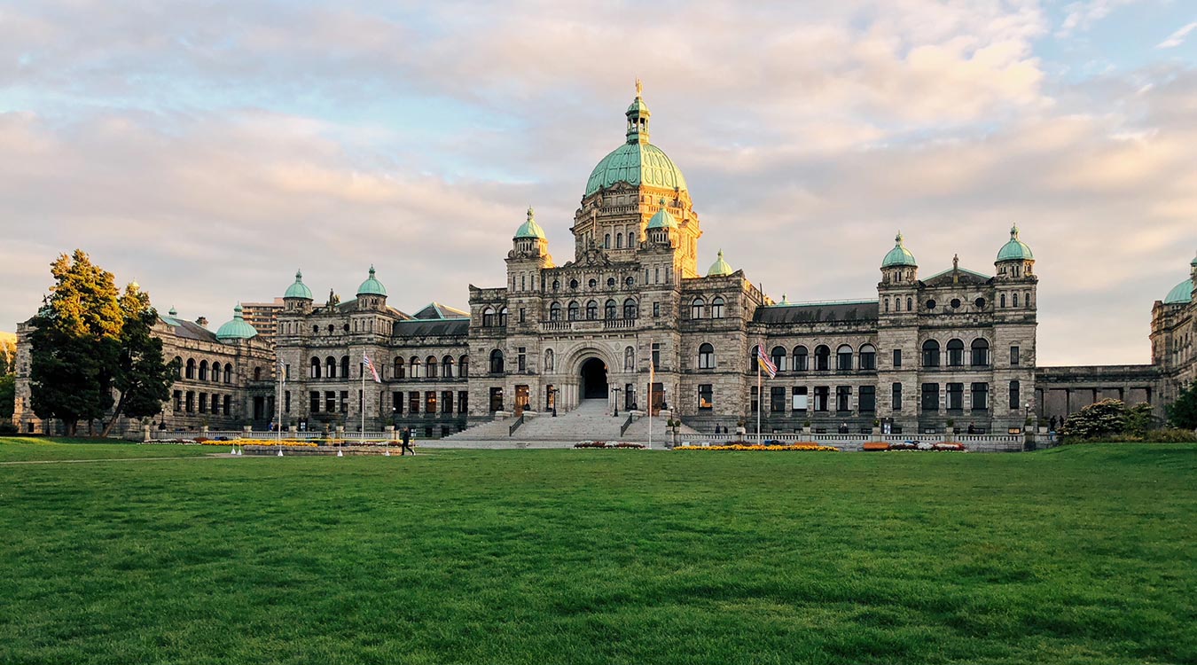 Behind the Lens A Photographer's Guide to Victoria, BC