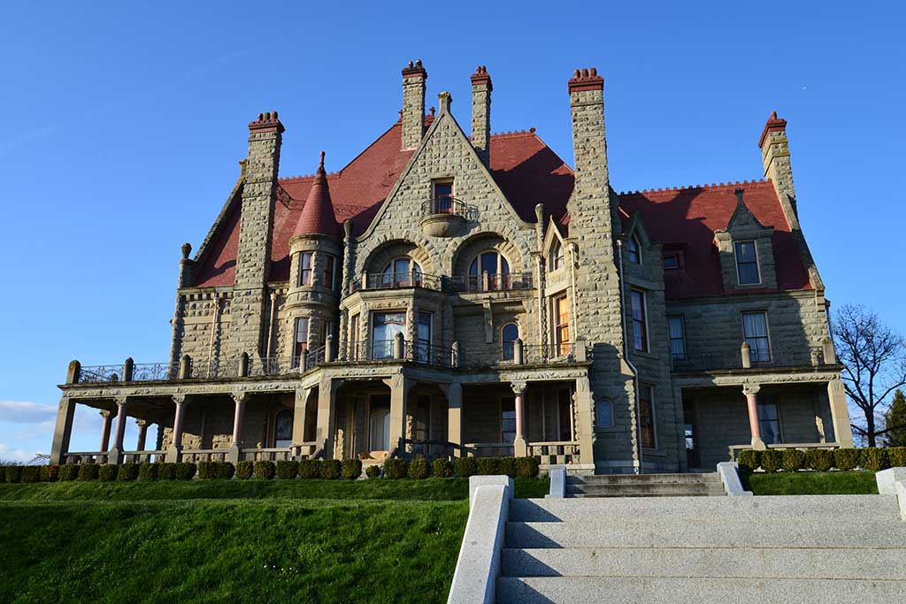 Perched regally on a grassy knoll just outside downtown Victoria, Craigdarroch Castle is a stunning example of Victorian architecture. Credit: Grayline Sightseeing