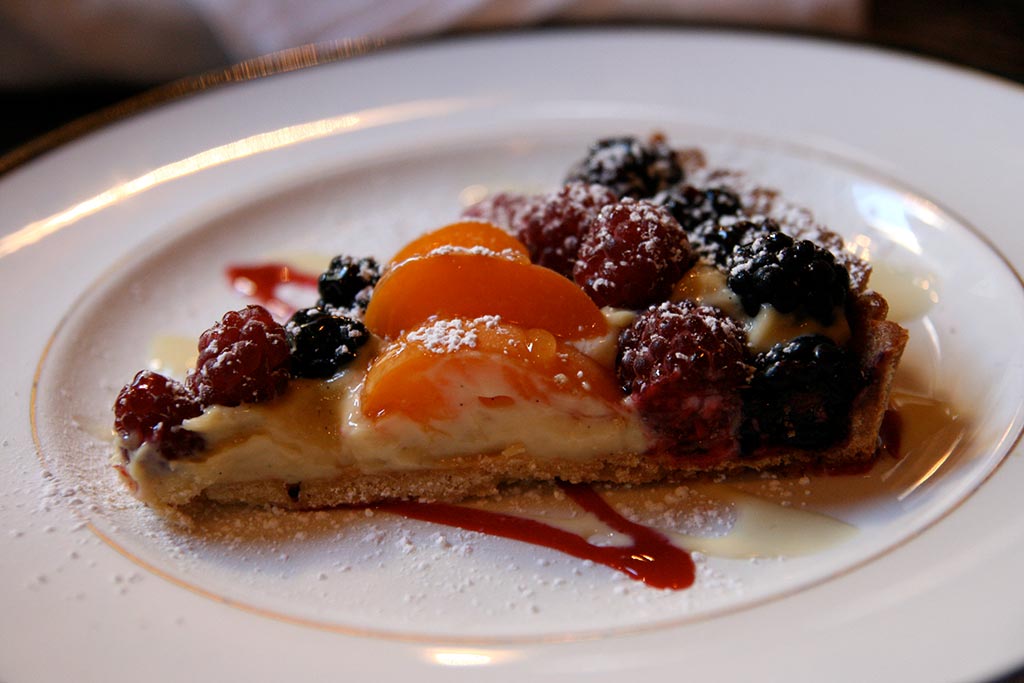 Cap your evening with affordable late-night treats. Credit: Jennifer Woodard Maderazo