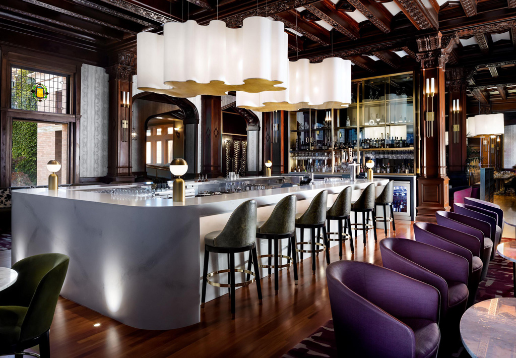 Q Bar at Fairmont Empress