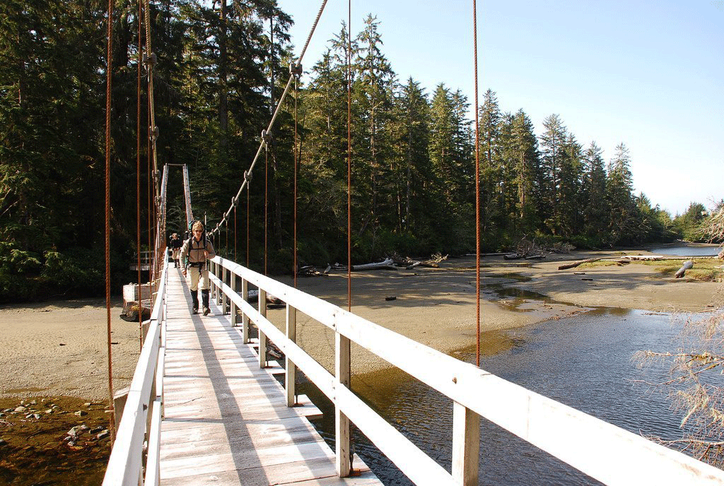The trail runs 47 miles along the coast, but there are many places to jump on and off. Photo: Ran Zxzzy