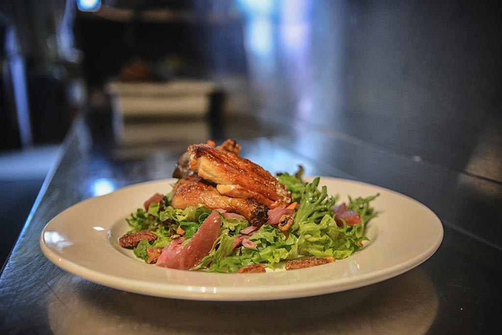 10-acres-restaurant-farm-to-table-confirmed-for-usea