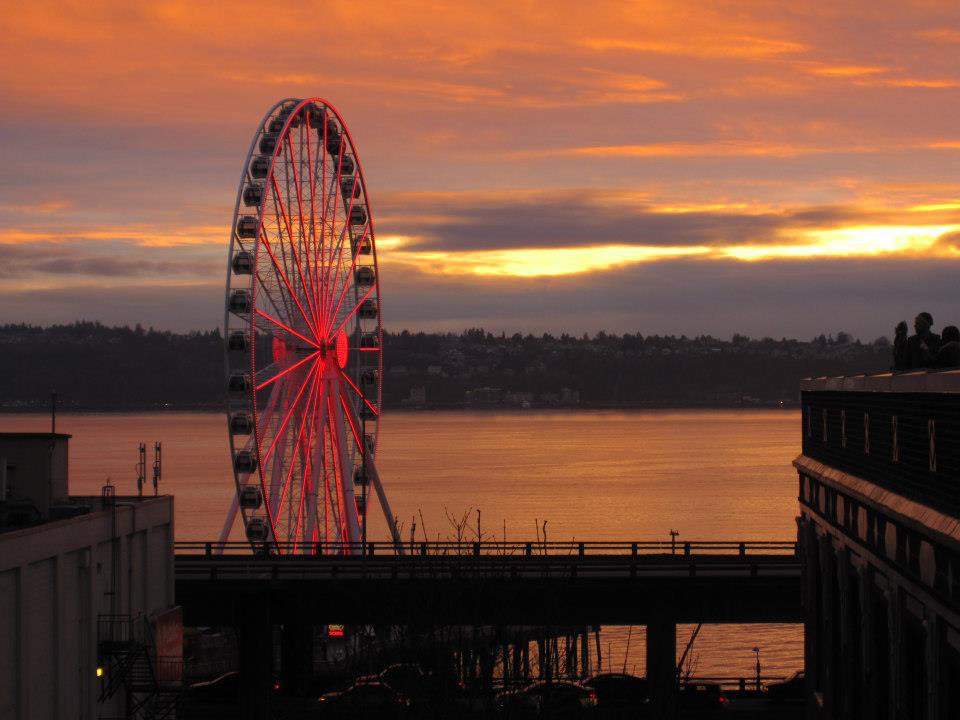 Seattle's Great Wheel offers stunning views of the city skyline.