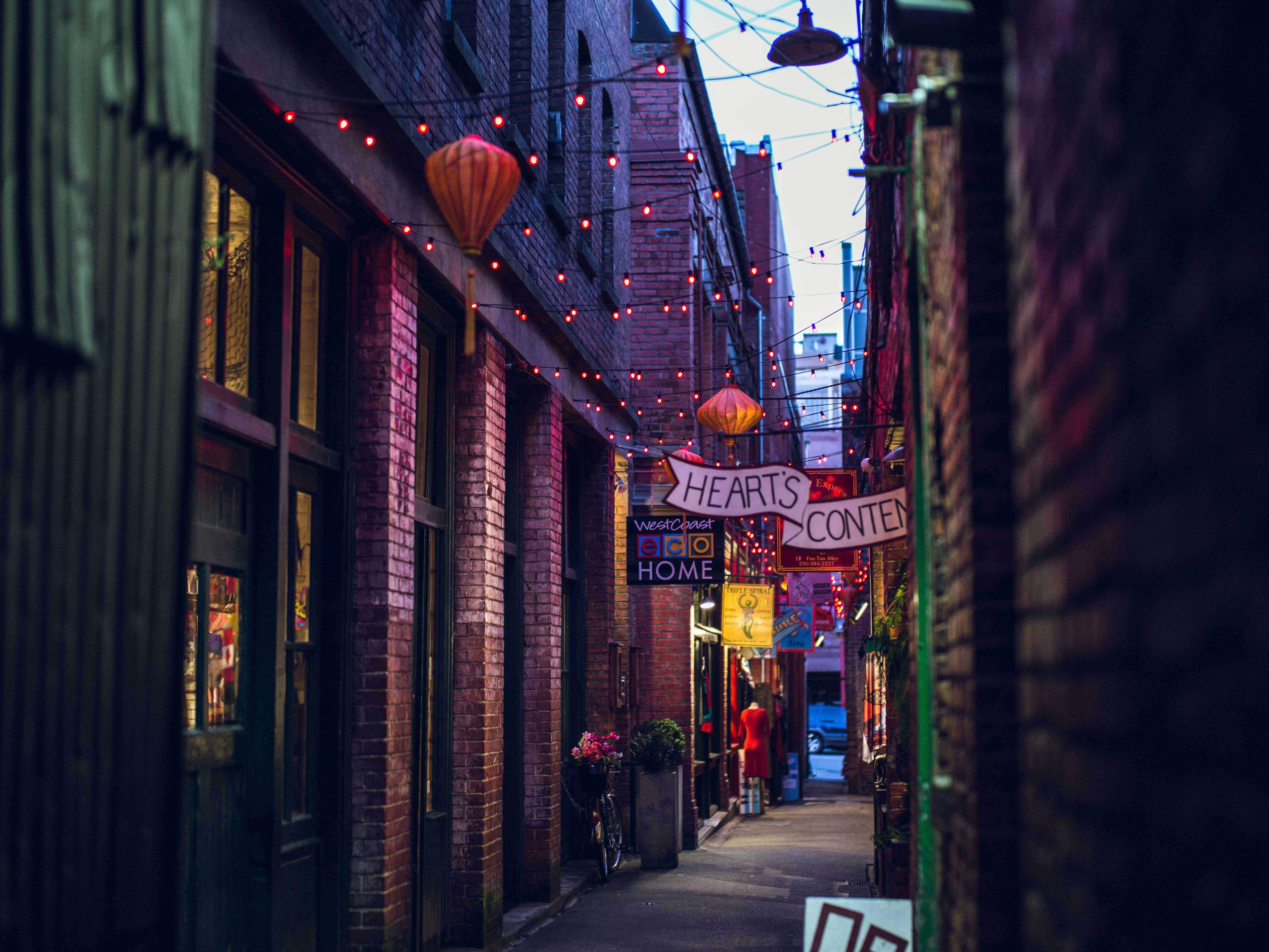 The historic Fan Tan Alley is the narrowest street in Victoria's Chinatown. 