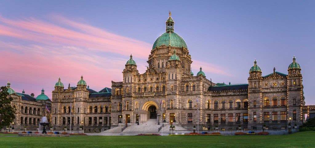 Seattle Overnight With Victoria Day Trip